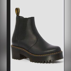 Doc Martens Rometty size 9